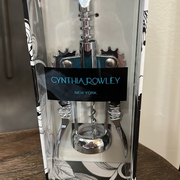 Corkscrew wine opener Cynthia Rowley bejeweled NIB - Picture 2 of 9
